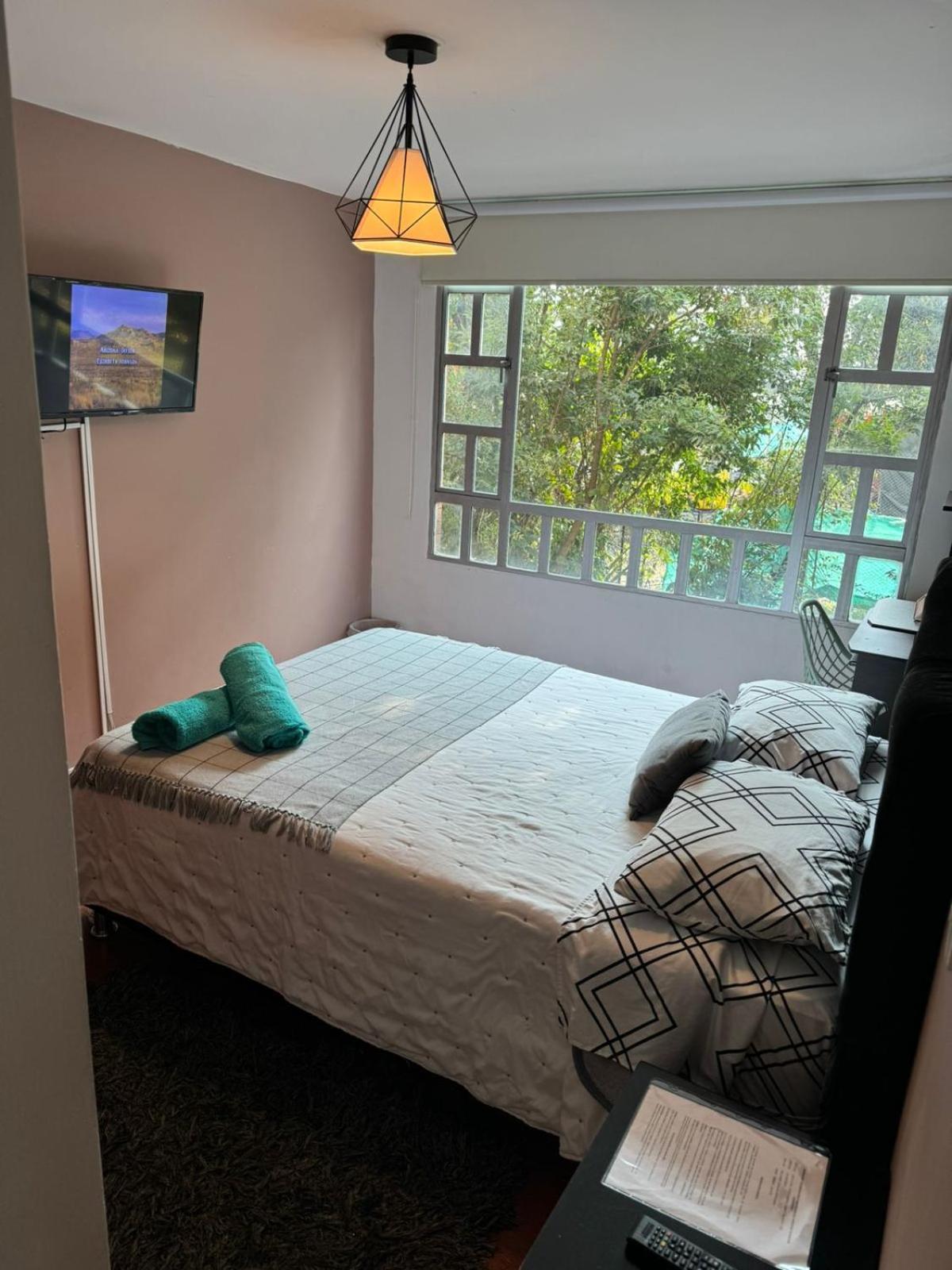 Habitacion Cerca Aeropuerto El Dorado Bogotá Eksteriør billede